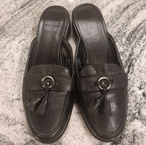 MOOTIES TOOTSIES "MOQUIZ" Black leather tassel Mules SIZE 7.5M